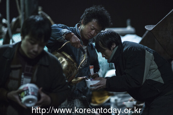 올 여름을 강타할 명품 스릴러가 온다! 미공개 스틸 전격 공개!
