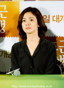 [포토]송혜교 ‘탈세논란이후 첫 공식석상’