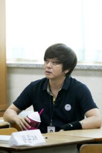 ‘학교 다녀오겠습니다’ 윤도현, “떙떙이 치고 싶다’며 일탈 꿈꿔 화제!