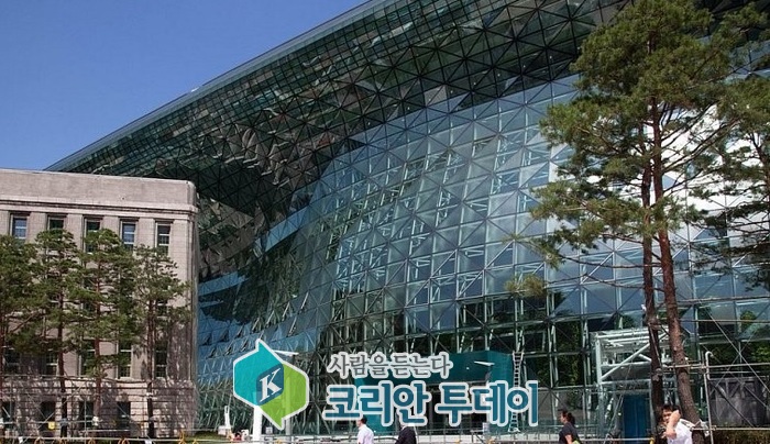 서울시 주차단속공무원, ‘밝은 초록색’ 옷 바꿔 입는다