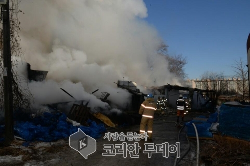 경기도 용인 도장공장에서 화재 … 유치원생 190명 대피 소동