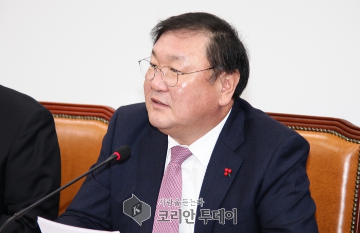 김태년 “MB ‘후안무치”…의혹과 각종 혐의에 대해 명명백백 밝혀야.