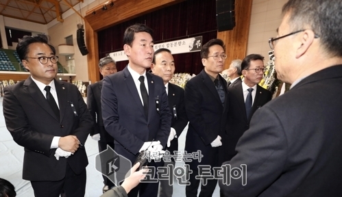 제천 참사 유족 “소방청 못 믿어 … 국회가 조사해달라”