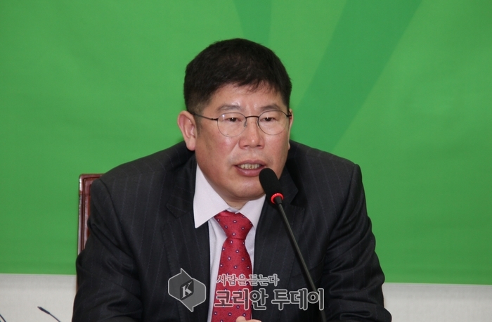 민주평화당 28일 오전 국회에서 열린 최고위원-국회의원 연석회의