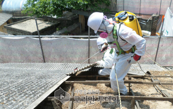 석면해체 때 잔재물 청소 안하면 처벌