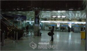 “비행기에 폭탄 있다” 허위신고…승객200여명 발묵여