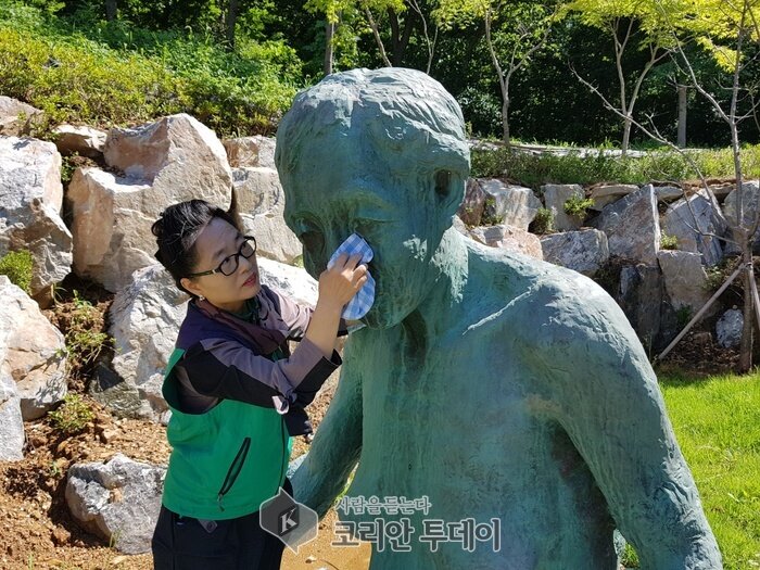 나누고 베풀고 봉사하는 그룹 나눔의집 찾아 …..