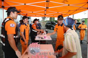 영등포 쪽방촌 운영 중 폭염 119 안전캠프 방문한 조종묵 소방청장