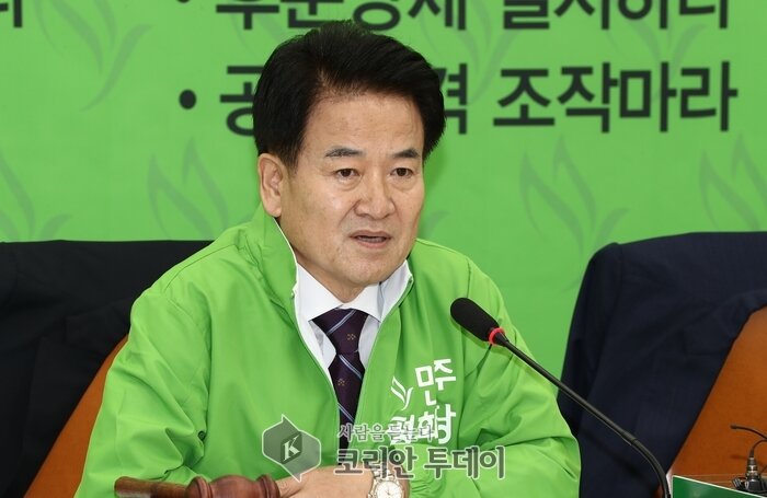 정동영 “文 정부 부동산정책” 야당 무시…좌측 깜빡이 켜고 우측으로 질주