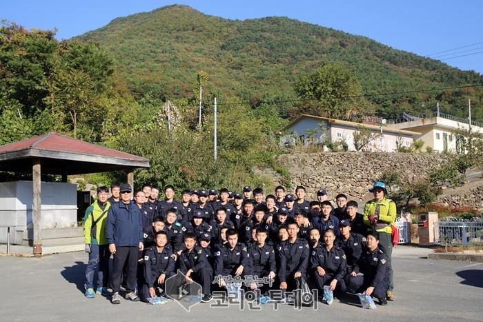 통영해경 의무경찰, 체력단련 위한 산악 등반 가져