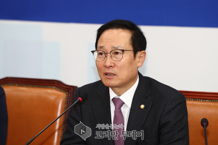 홍영표 “국정조사(채용비리) 구체적 증거 없이 정치공세 좌시 않을 것”