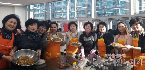 한국음식 맛있어요’ 여수시 작은 다문화학교 요리교실 호응