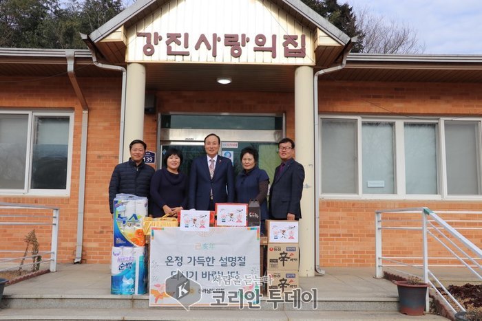 김용호 도의원, 사회복지시설 찾아 위문