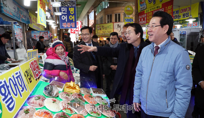 김영록 전라남도지사섬 맞이 전통시장 방문