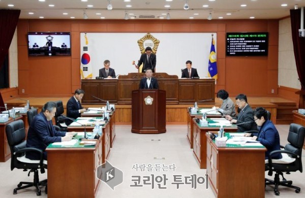 진도군의회, 부실 조례 평가하는 조례 탄생