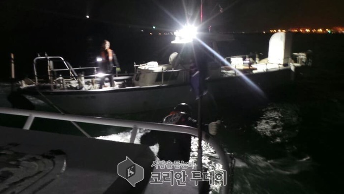 창원해경, 기관고장 낚시배 승선원 8명 긴급 구조