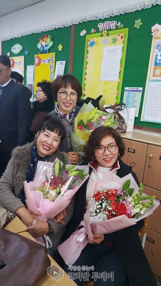 목포제일정보중고 만학도 451명 졸업식