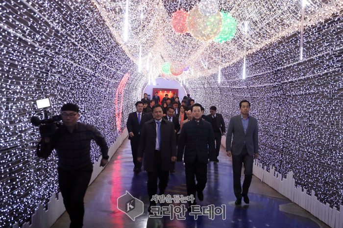김영록 전남도지사,광양와인동굴 시찰