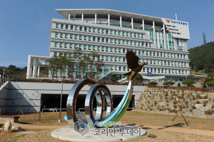 전남경찰」, 도박사이트 이용 투자사기 피의자 7명 검거