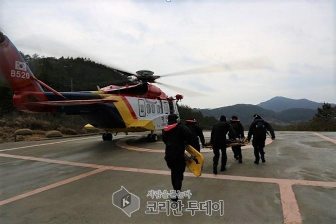완도해경, 금일도 노부부 응급환자 헬기이용 긴급이송