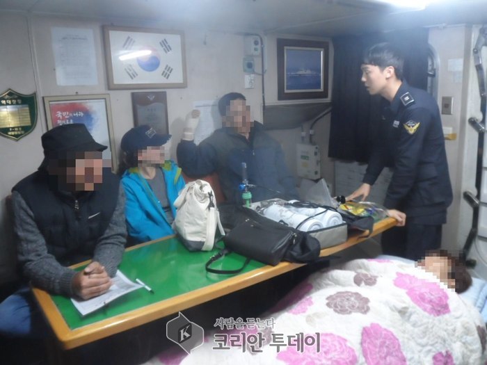 완도해경, 청산도 응급환자 한번에 2명 긴급이송