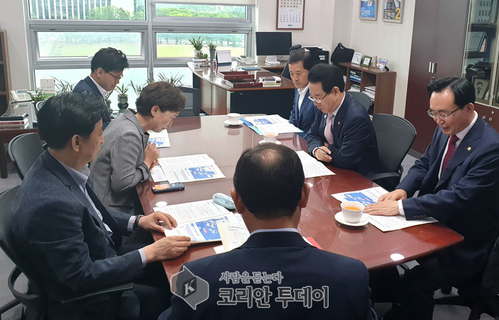 김영록 전남도지사, 국토부장관에게 지역 SOC 현안 건의