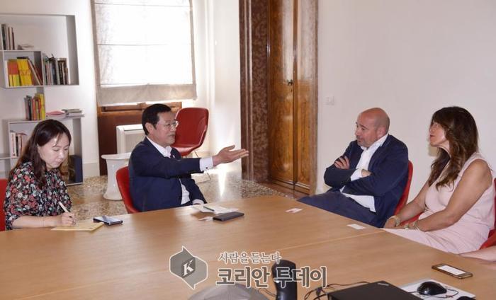 광주시, ‘베니스비엔날레 5·18특별전’ 논의 본격화