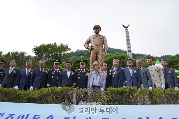 곡성경찰, 故한정일 곡성서장 동상 제막식 개최