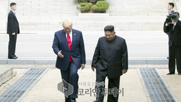 北, 북미 정상 판문점 회담 …”화해와평화 모드의 기폭제가”