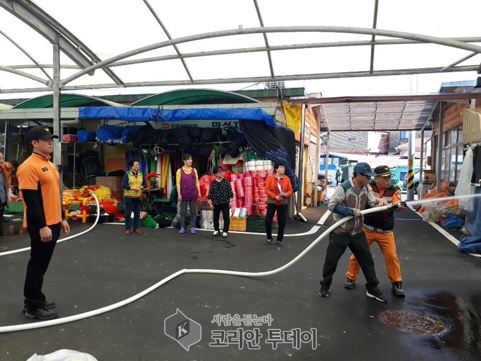 고흥소방서, 과역전통시장 인명구조활동 강화 훈련