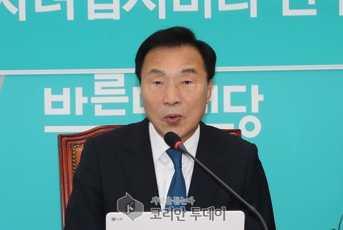 손학규 “민주당 선거개혁 연동제 황당주장 , 적반하장도 유분수”