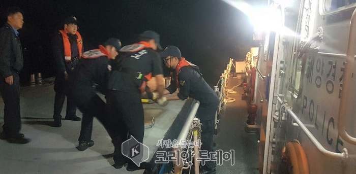 완도해경, 늦은밤 섬마을 응급환자 2명 잇따라 긴급이송