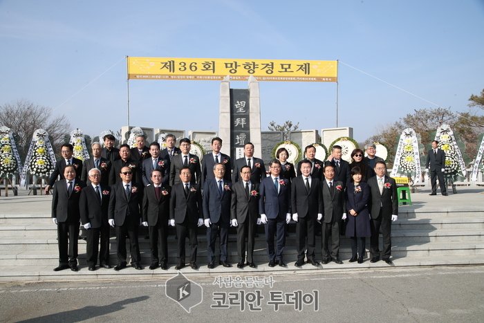 김연철 통일부 장관 “이산가족이 북한 방문 시 정부가 비용을 지원하는 방안을 검토”