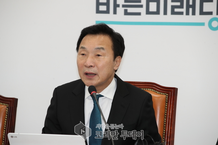 손학규 “보수 신설합당 한국당 흡수 합당”