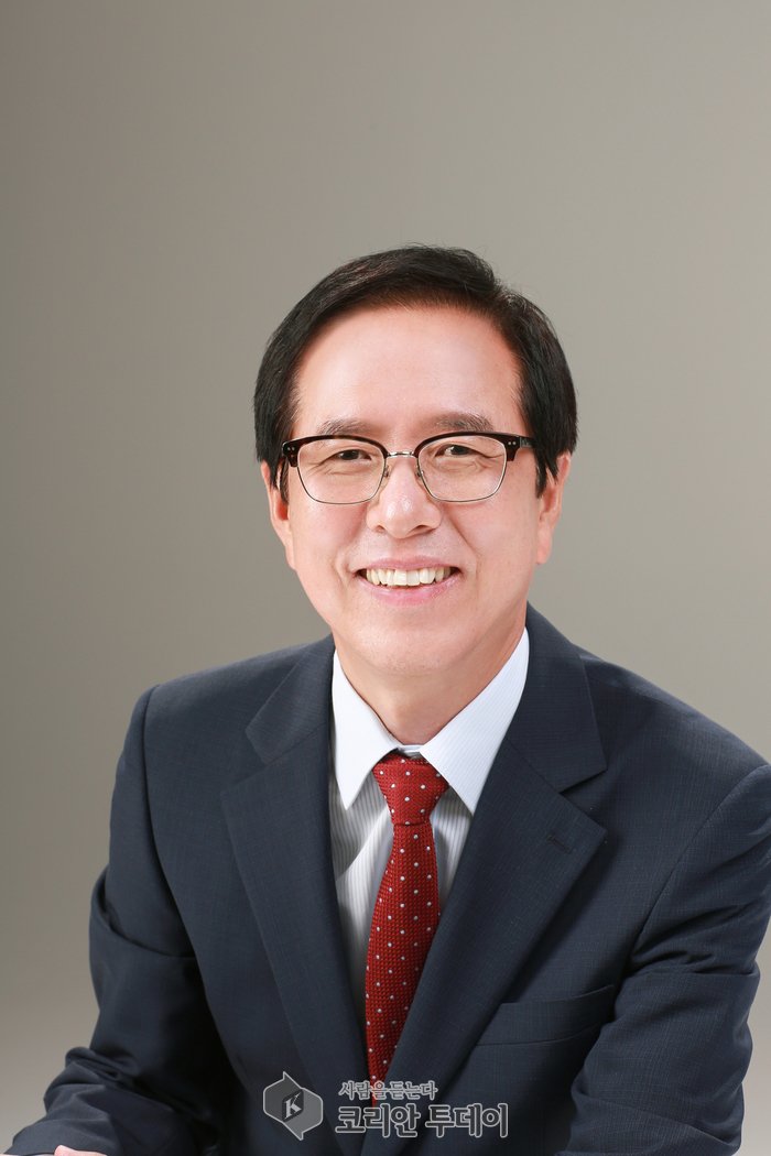 송귀근 고흥군수 이하 전직원 코로나19 특별성금 7백여만원 기탁