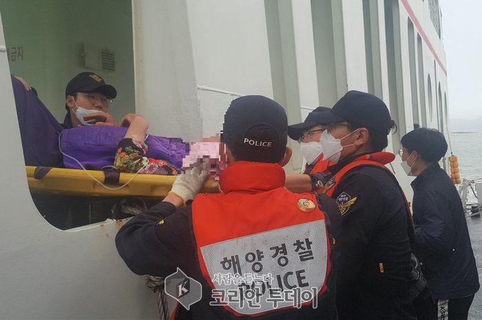 완도해경, 주말 섬마을 응급환자 잇따라 긴급이송