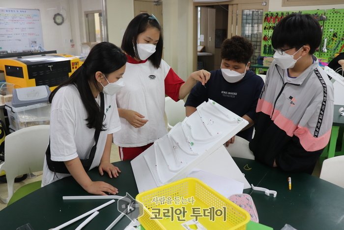 “광영초, 구슬이 굴러 미션을 수행하는 모습이 재미있어요”