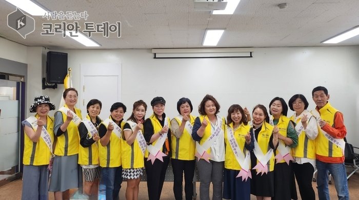 [ 코리안투데이] 지역사회보장협의체(공동위원정 문미자,임유진) 복지 사각지대 발굴단 모습