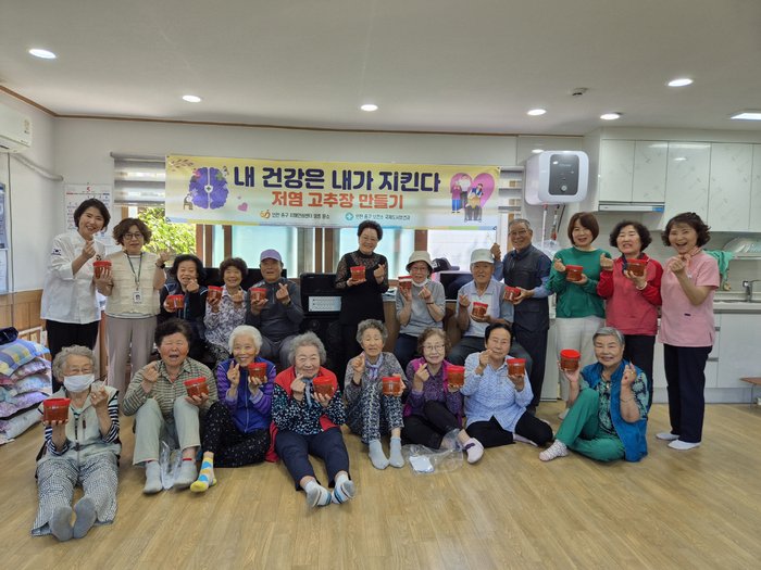 [코리안투데이] 인천 중구 치매안심센터 치매예방교육 활동 사진 © 김미희 기자