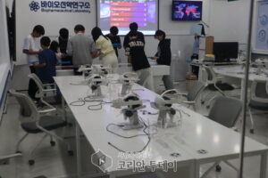 미래 직업 탐색의 문을 열다: 인천 동구청소년수련관의 직업 체험 프로그램