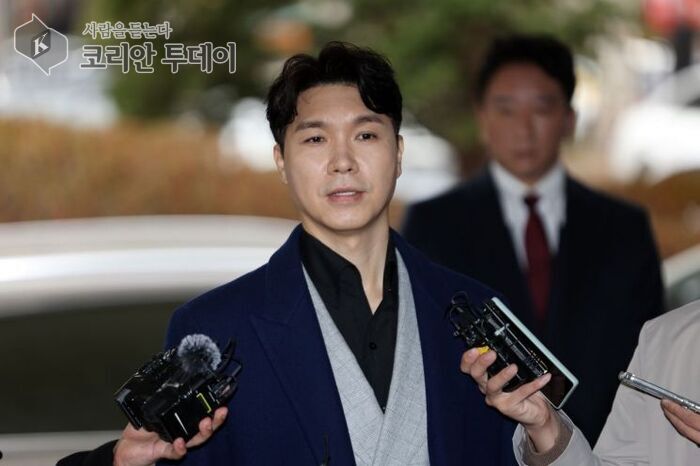 [코리안투데이] 박수홍, 친형 고소 전 1년간의 노력과 눈물의 회상 © 김현수 기자