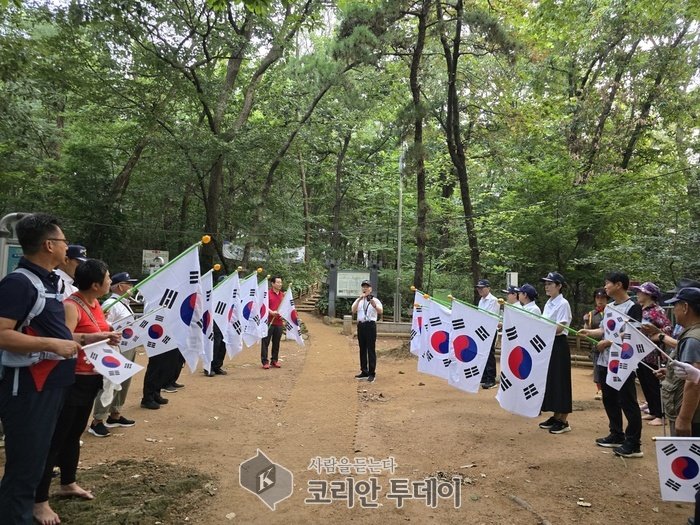 [코리안투데이] 대한민국 무공수훈자회 경기도지부 하남시지회 주관 태극기 달리기 캠페인 © 백창희 기자