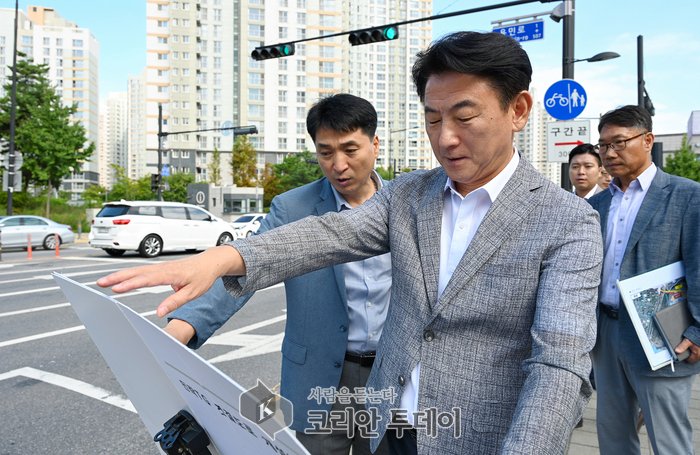 [코리안투데이] 의정부시 김동근 시장. 민락 톨게이트 우회도로 개설 현장 점검 © 강은영 기자