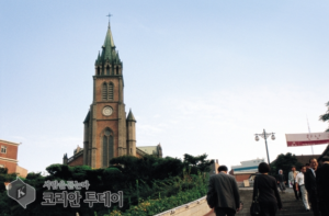 중구, 외국인 관광객 맞춤형 프로그램으로 재도약하는 명동, BTS 방문 명소와 K-컬쳐 체험 제공