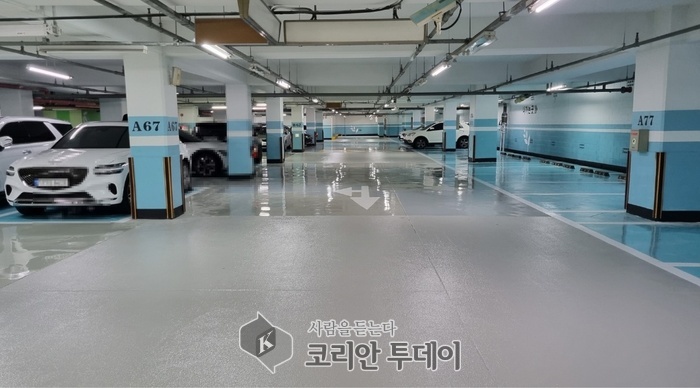 [코리안투데이] 용인특례시가 전기차 충전구역 설치 기준을 강화했다. 사진은 지역내 한 공동주택 지하주차장 모습 © 김나연 기자