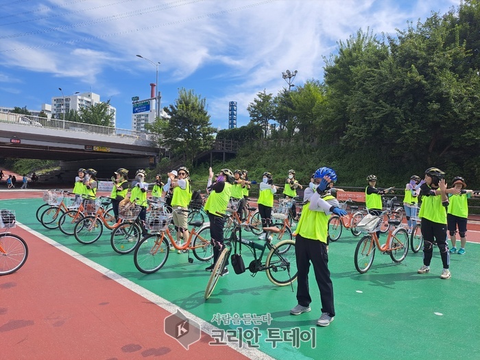 ‘자전거 친화 도시 선포’하고 ‘국제심포지엄’ 개최