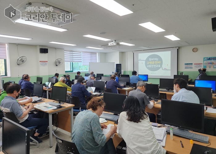 [코리안투데이] 고령 운전자 대상 맞춤형 운전면허 갱신 교육 © 김미희 기자