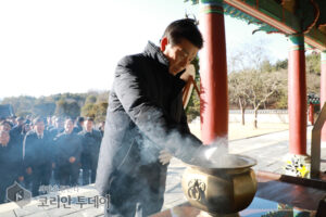박범인 금산군수, 순국선열 참배로 2025년 첫 공식 일정 시작