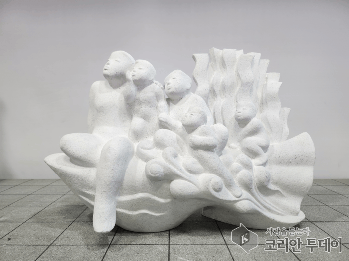 [코리안투데이] 울산문화예술회관 30주년 기념 특별전에 전시될 이희석 作 '행복한가족'© 현승민 기자