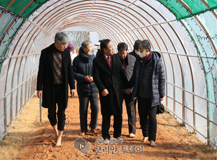 [코리안투데이] 세종중앙공원의 맨발산책길 © 이윤주 기자